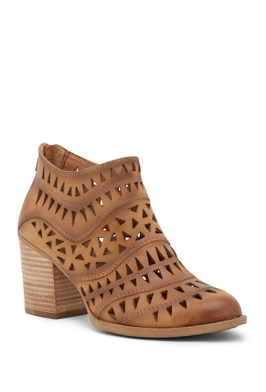 Incaltaminte Femei Sofft Westwood Laser Cut Boot NEW CARAME