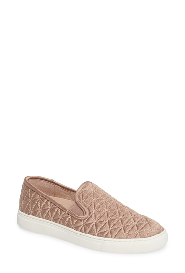 Incaltaminte Femei Vince Camuto Billena Quilted Slip-On Sneaker LTRED 02 pret