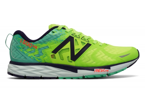 Image of Incaltaminte Femei New Balance Women's New Balance 1500v3 Green with Green Blue