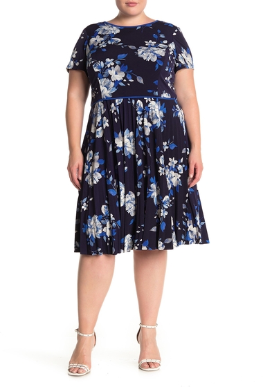 Imbracaminte femei maggy london short sleeve floral pleated dress plus size nvycobalt