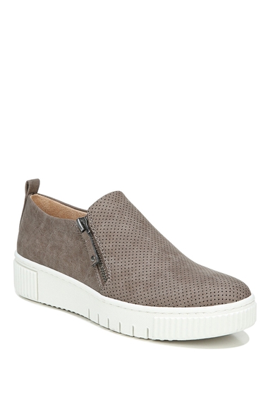 Incaltaminte femei soul naturalizer turner perforated sneaker - wide width available grey