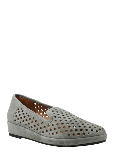 Incaltaminte femei lamour des pieds clemence perforated wedge loafer lt gray kid su