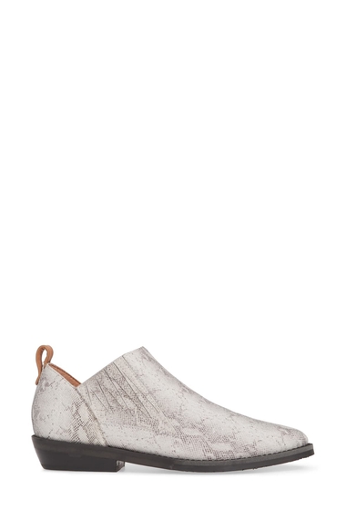 Incaltaminte femei gentle souls by kenneth cole neptune reptile embossed leather bootie white multicolor