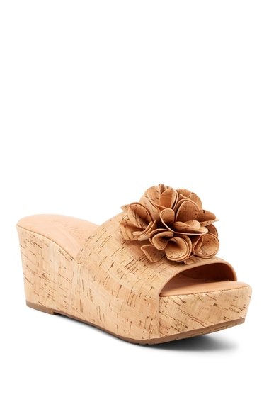 Incaltaminte femei gentle souls by kenneth cole forella flower cork wedge sandal natural